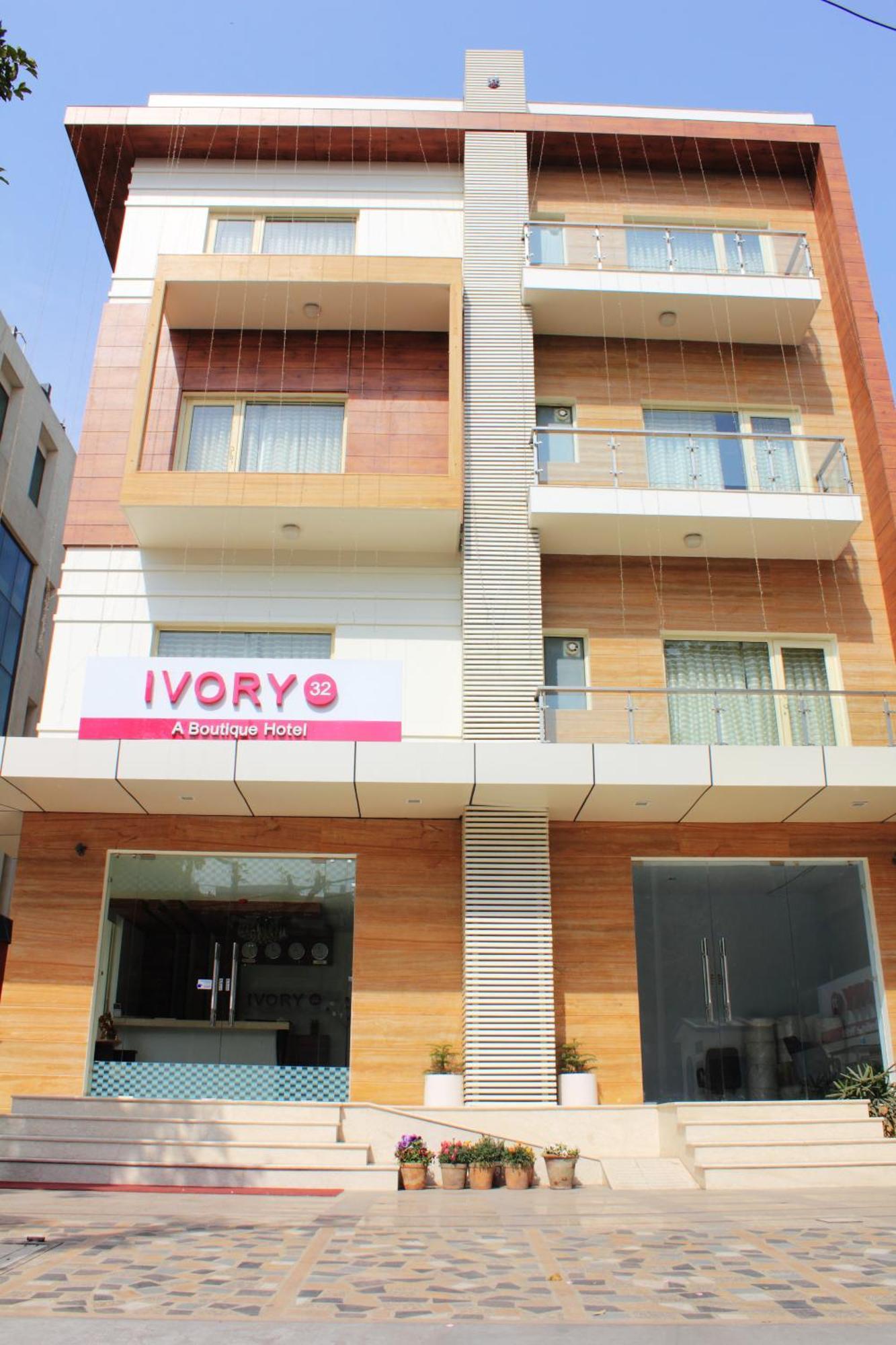 Hotel Ivory 32 New Delhi Buitenkant foto