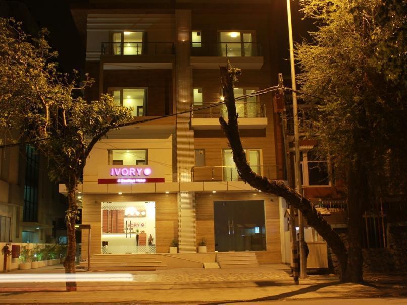 Hotel Ivory 32 New Delhi Buitenkant foto