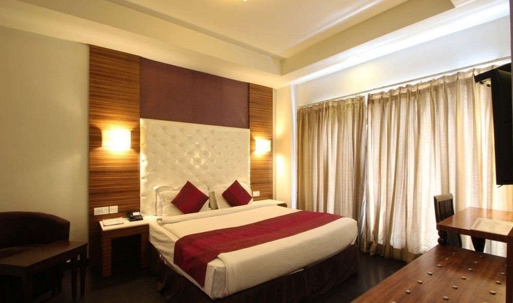 Hotel Ivory 32 New Delhi Buitenkant foto
